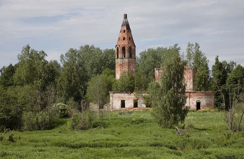 Церковь Леонтия Ростовского, Леонтьевское (Большесельский район, Ярославская область). фасады