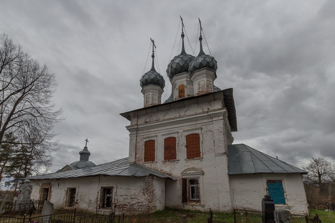 Гисметео некрасовское ярославская. Храм Спаса Преображения Ярославской области. Некрасовское Ярославская область Церковь. Некрасовский район Ярославской области. Преображенский храм Некрасовское.