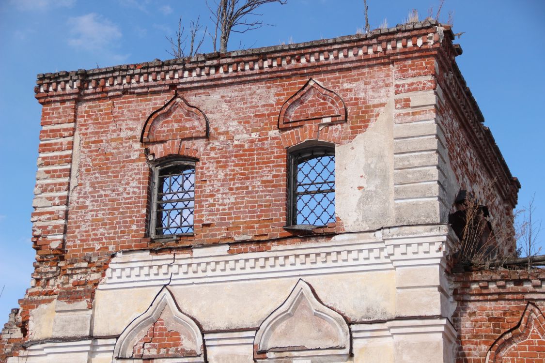 Церковь Космы и Дамиана, Покров-Рогули (Пошехонский район, Ярославская область). архитектурные детали