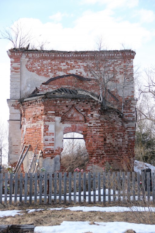Церковь Космы и Дамиана, Покров-Рогули (Пошехонский район, Ярославская область). архитектурные детали