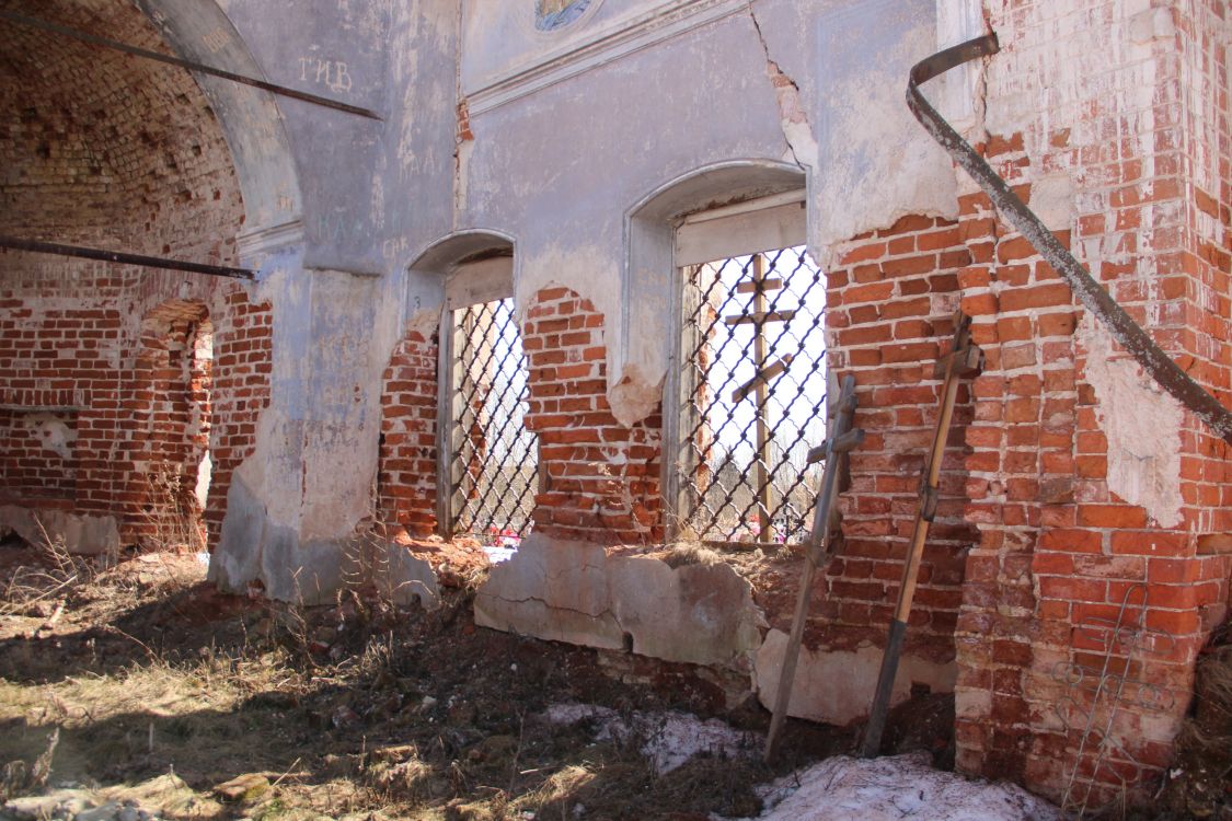 Церковь Космы и Дамиана, Покров-Рогули (Пошехонский район, Ярославская область). интерьер и убранство