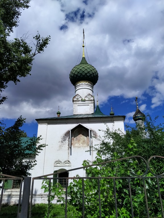 Ярославль. Церковь Тихвинской иконы Божией Матери. архитектурные детали