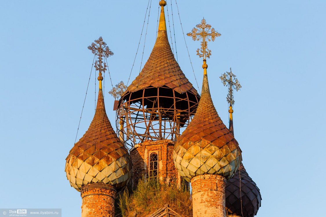 Церковь Казанской иконы Божией Матери, Курба (Ярославский район, Ярославская область). архитектурные детали
