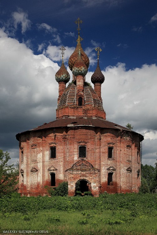 Церковь Казанской иконы Божией Матери, Курба (Ярославский район, Ярославская область). фасады