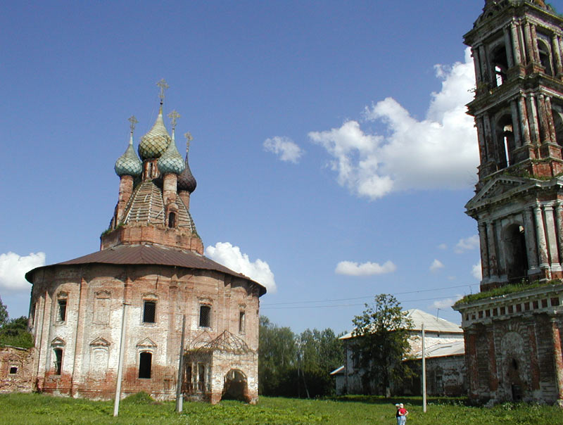 Церковь Казанской иконы Божией Матери, Курба (Ярославский район, Ярославская область). архитектурные детали