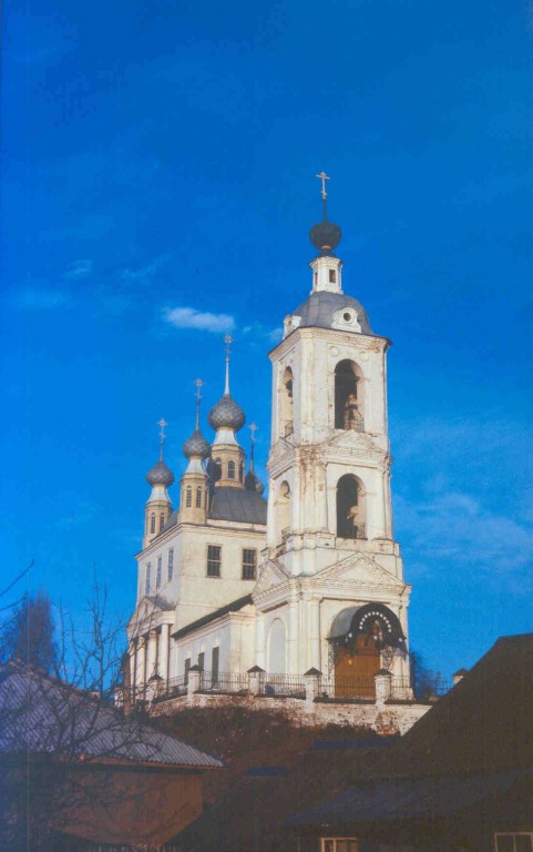 Церковь Покрова Пресвятой Богородицы, Толгоболь (Ярославский район, Ярославская область). фасады