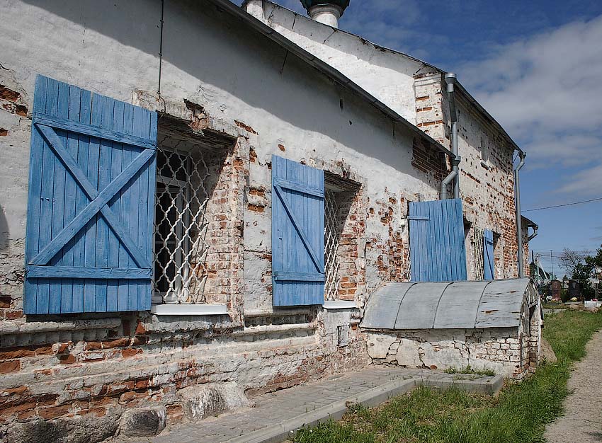 Церковь Троицы Живоначальной, Толгоболь (Ярославский район, Ярославская область). архитектурные детали