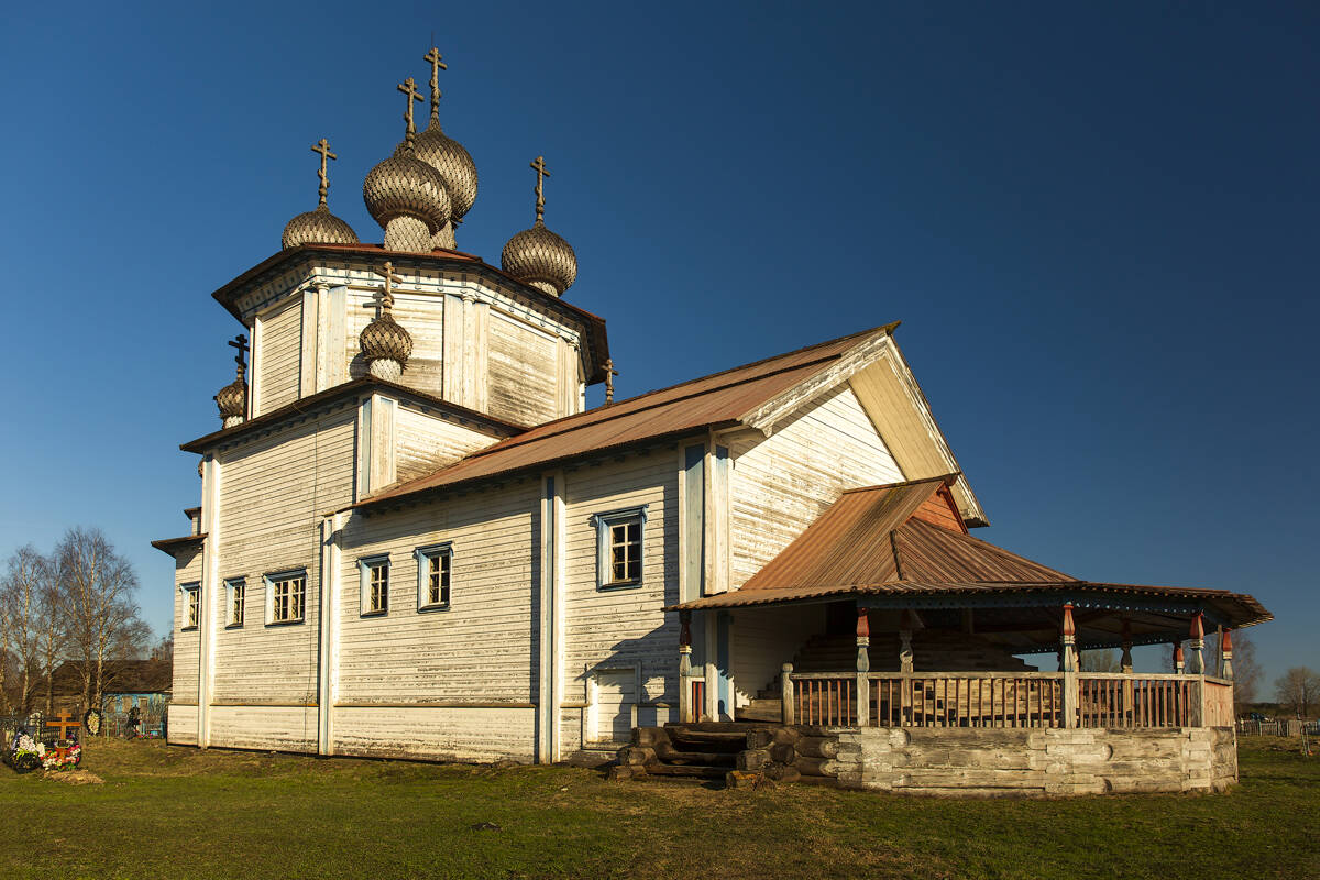 Лядинский погост. Церковь Богоявления Господня, Столетовская (Лядины) (Каргопольский район, Архангельская область). фасады