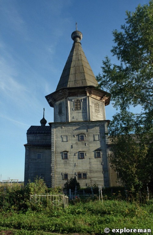 Столетовская (Лядины). Лядинский погост. Церковь Покрова Пресвятой Богородицы (Покрово-Власьевская). фасады