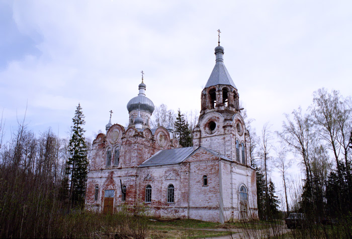 Церковь Вознесения Господня, Новопокровское, урочище (Кинешемский район, Ивановская область). общий вид в ландшафте