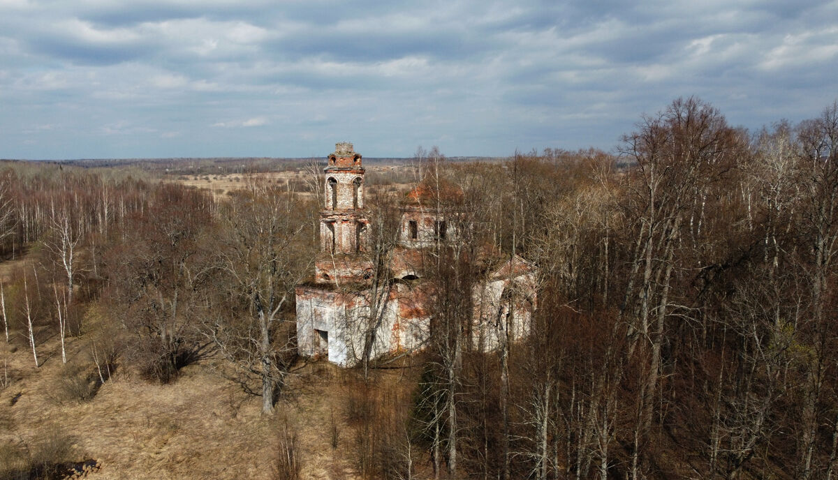 Церковь Троицы Живоначальной, Троица, урочище (Вичугский район, Ивановская область). общий вид в ландшафте