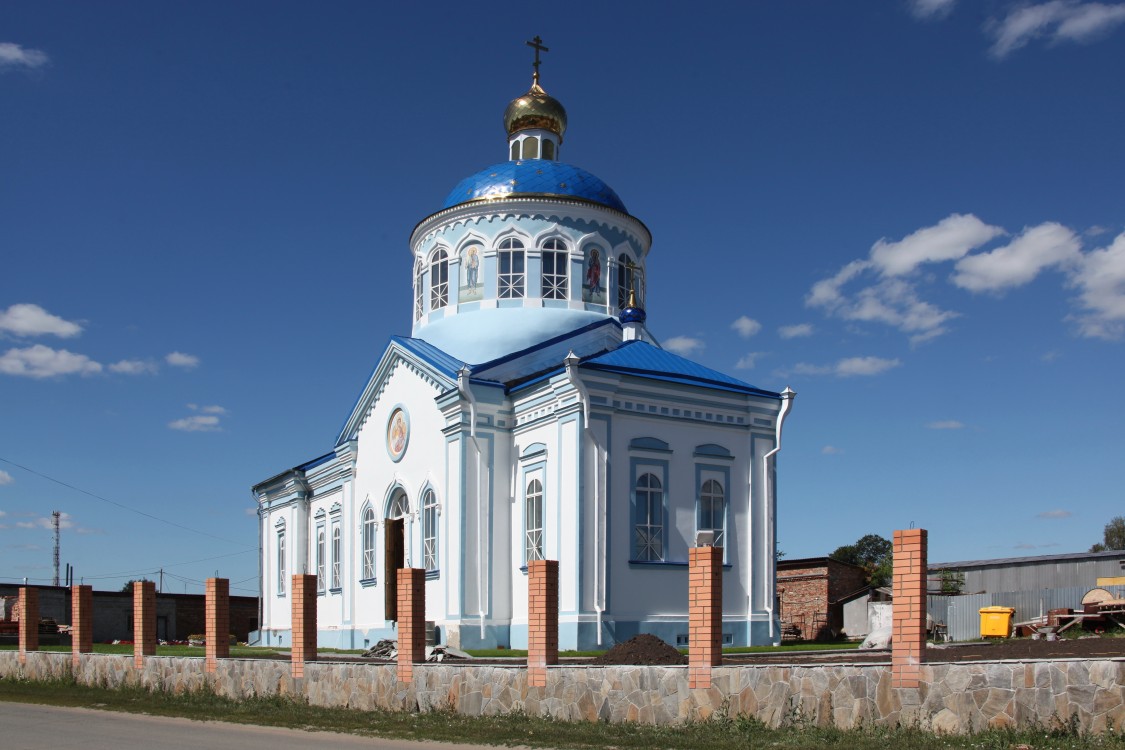 Церковь Покрова Пресвятой Богородицы, Каргаполье (Каргапольский район, Курганская область). фасады, Вид с юго-востока