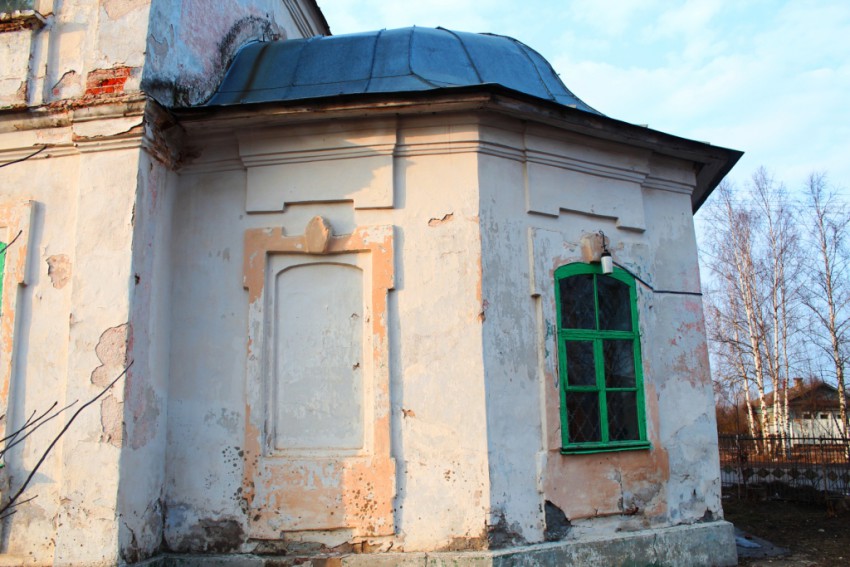 Церковь Петра и Павла, Кашин (Кашинский городской округ, Тверская область). архитектурные детали, Апсида, вид с юга
