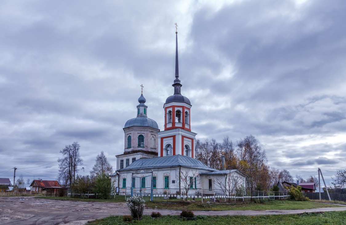 Церковь Петра и Павла, Кашин (Кашинский городской округ, Тверская область). фасады