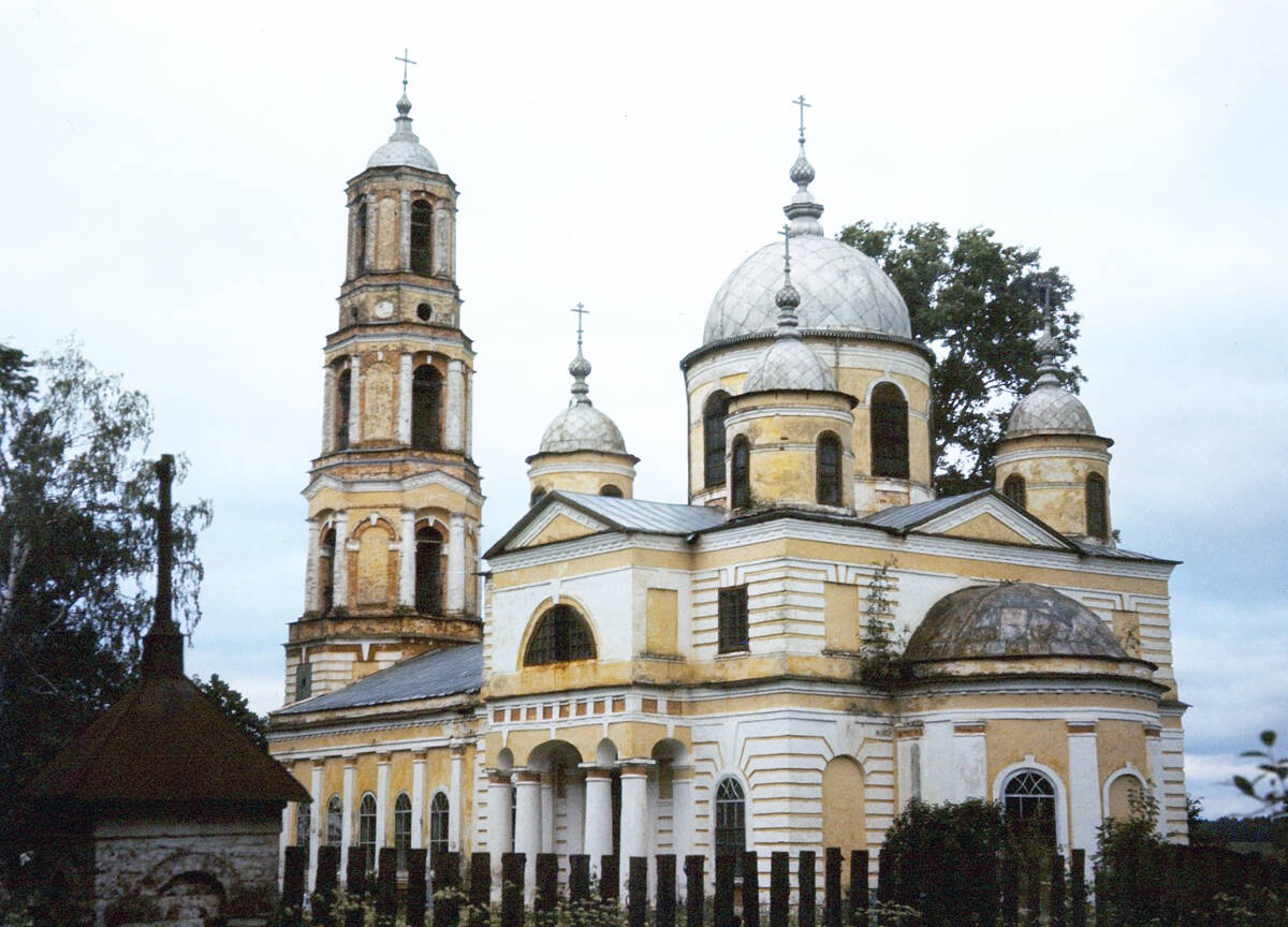 Церковь Воскресения Христова, Воскресенское Старое (Лухский район, Ивановская область). фасады
