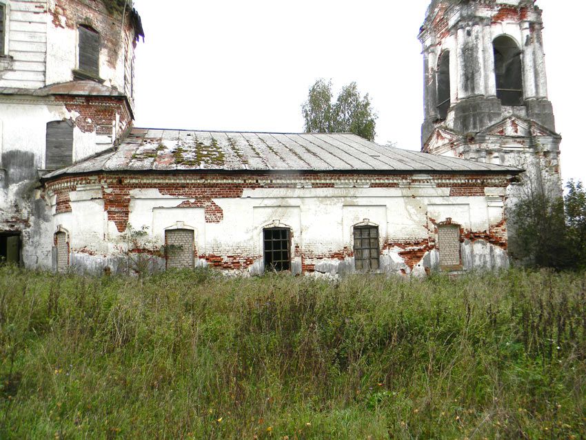 Макаровское. Церковь Казанской иконы Божией Матери. фасады, Северный придел