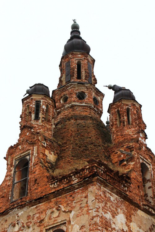 Карачельское. Церковь Трех Святителей. архивная фотография