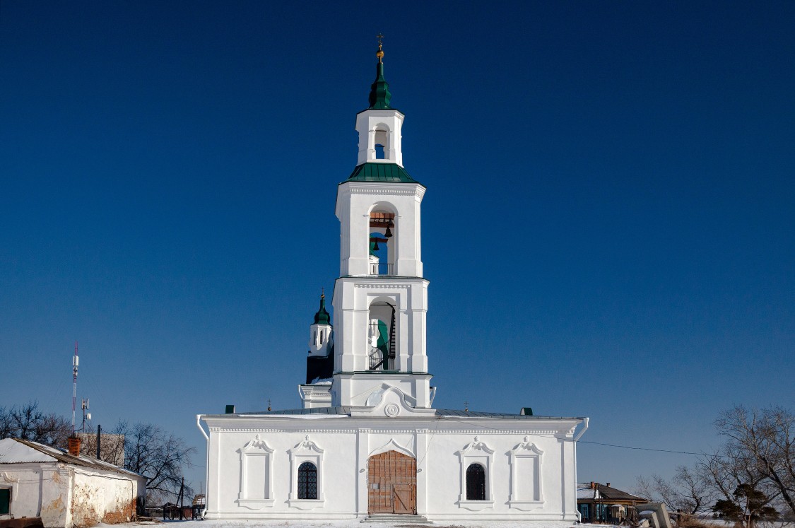 Церковь Трех Святителей, Карачельское (Шумихинский район, Курганская область). архитектурные детали