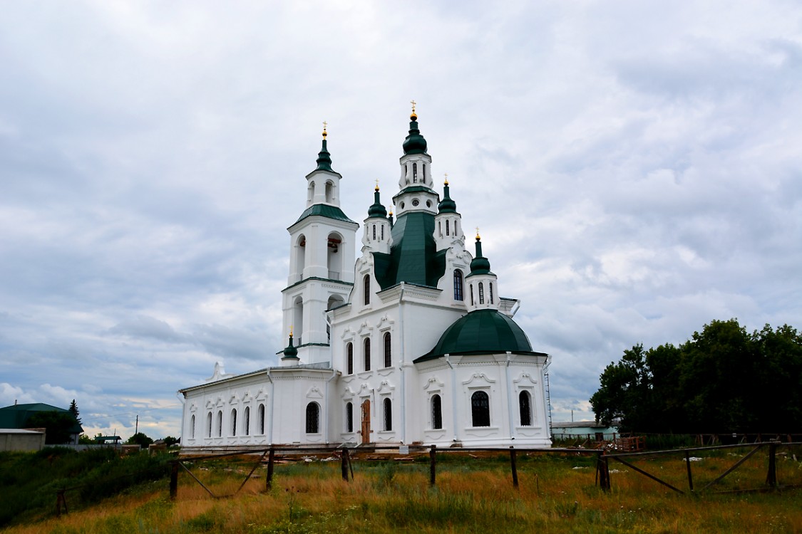Церковь Трех Святителей, Карачельское (Шумихинский район, Курганская область). фасады