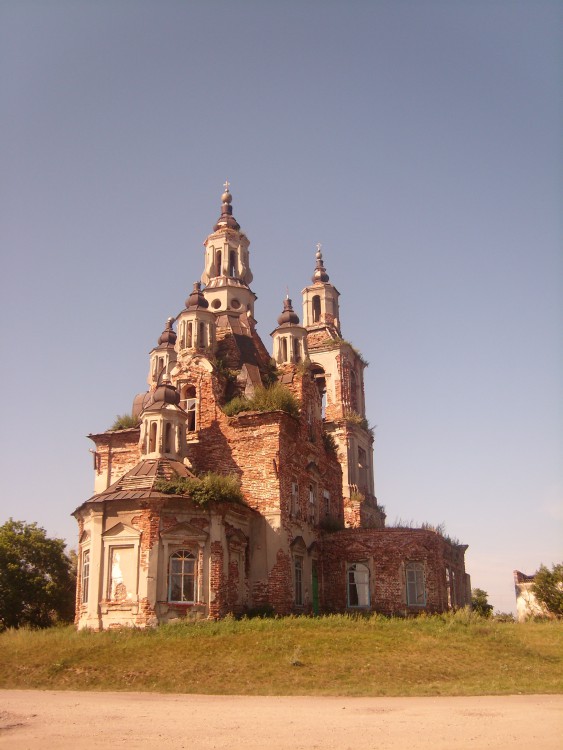 Белоярское. Церковь Флора и Лавра. архивная фотография