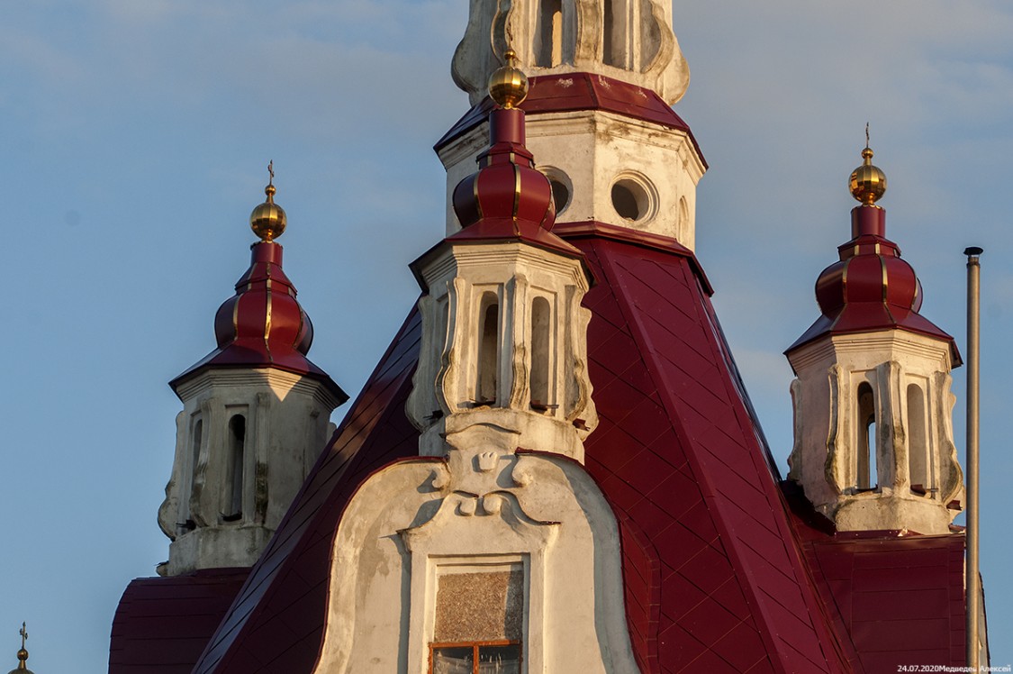 Белоярское. Церковь Флора и Лавра. архитектурные детали