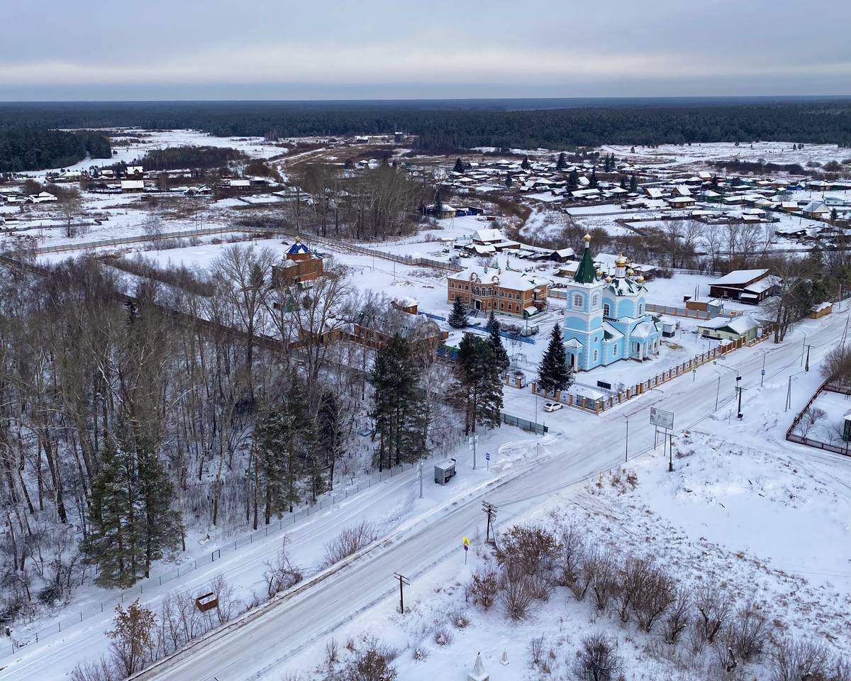 Монастырь с ЮЗ, общий вид в ландшафте. Казанский Чимеевский мужской монастырь, Чимеево (Белозерский район, Курганская область)