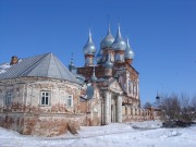 Васильевское. Троицы Живоначальной, церковь