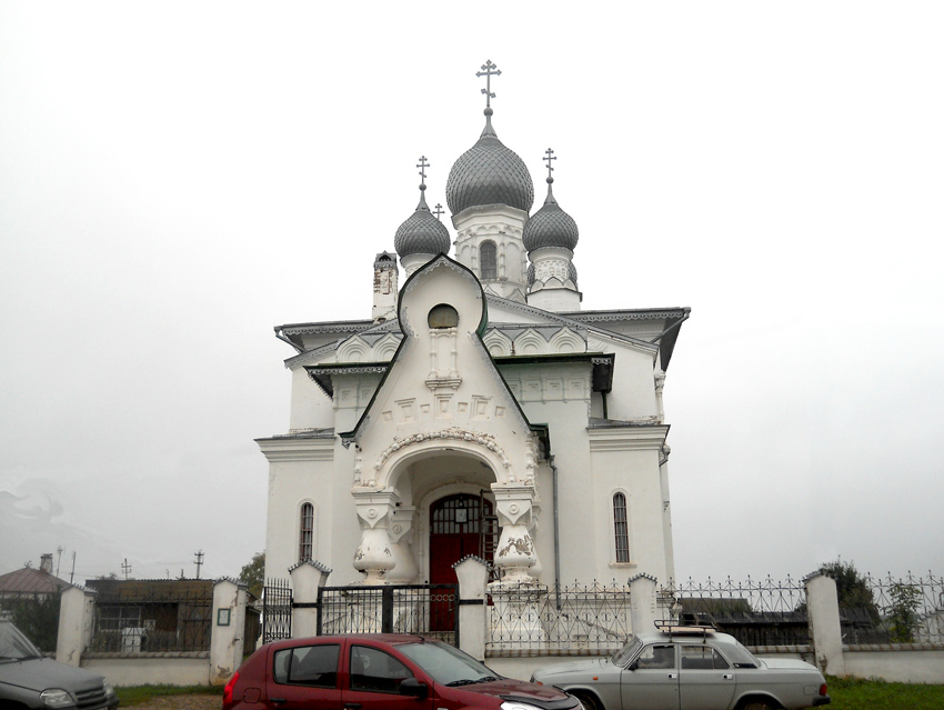 Новые Горки. Церковь Троицы Живоначальной. фасады