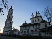 Лежнево. Троицы Живоначальной, церковь