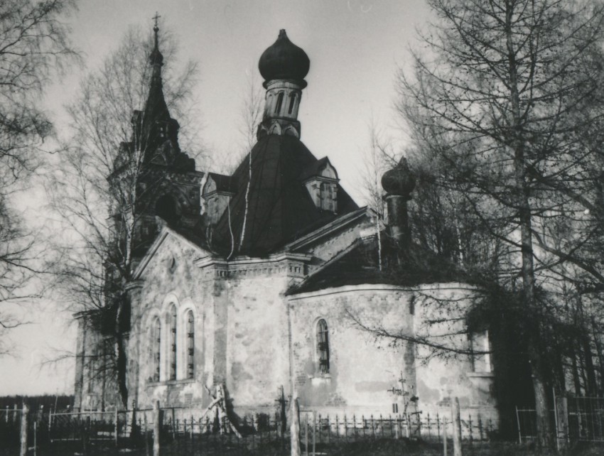 Церковь Грузинской иконы Божией Матери, Горбасьево (Конаковский район, Тверская область). фасады