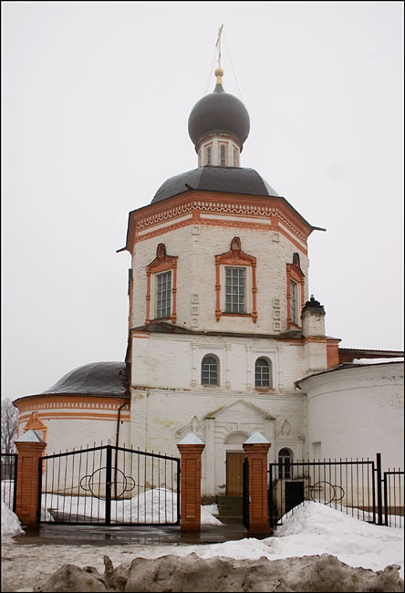 Красное. Церковь Иоанна Богослова. фасады