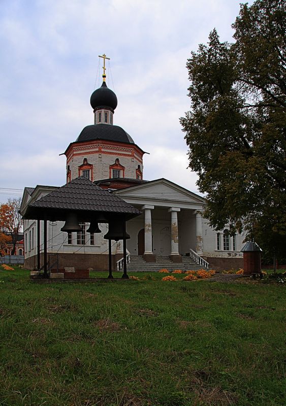 Церковь Иоанна Богослова, Красное (Троицкий административный округ (ТАО), г. Москва). фасады