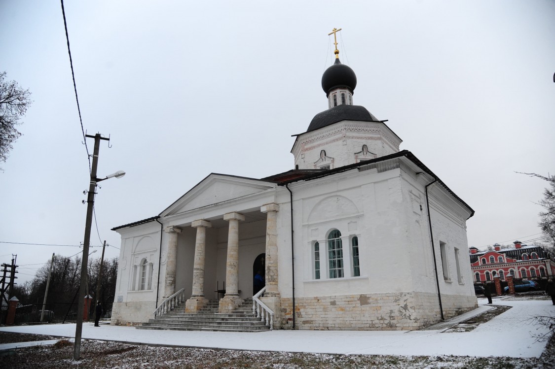 Церковь Иоанна Богослова, Красное (Троицкий административный округ (ТАО), г. Москва). фасады