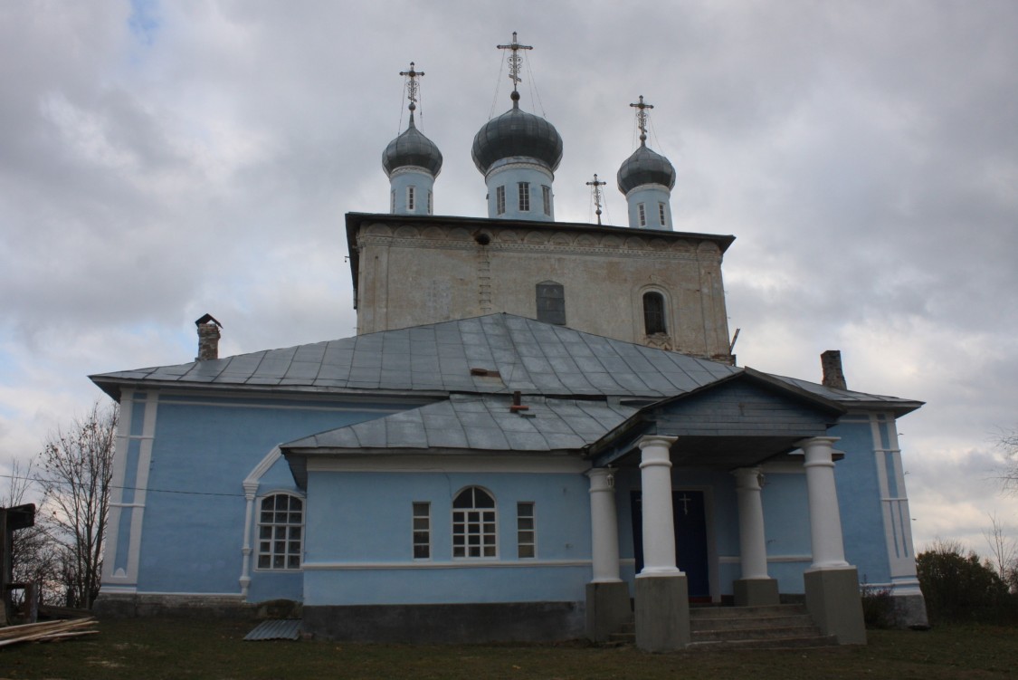 Сукромны. Церковь Тихвинской иконы Божией Матери. фасады