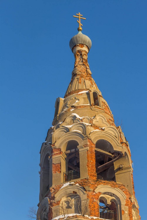 Церковь Рождества Христова, Седельницы (Комсомольский район, Ивановская область). архитектурные детали, Завершение колокольни