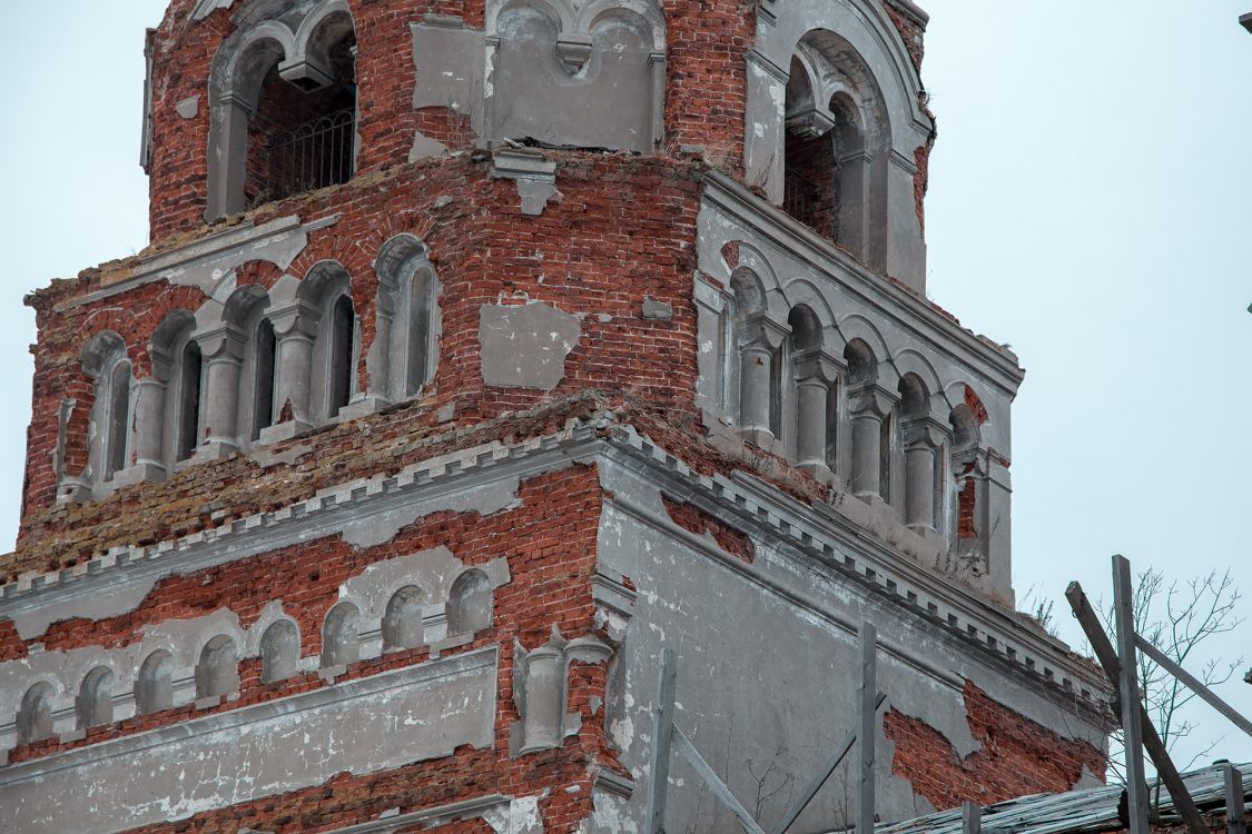 Церковь Рождества Христова, Седельницы (Комсомольский район, Ивановская область). архитектурные детали