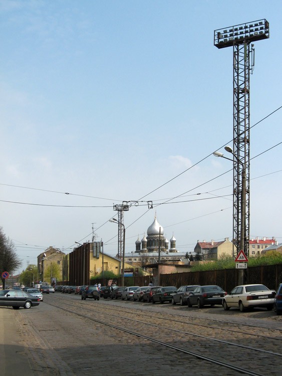 Собор Троицы Живоначальной, Рига (Рига, город, Латвия). дополнительная информация, Общий вид в контексте современной застройки