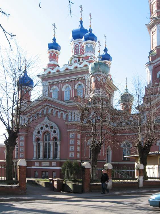 Церковь Троицы Живоначальной, Рига (Рига, город, Латвия). фасады, Основной объем