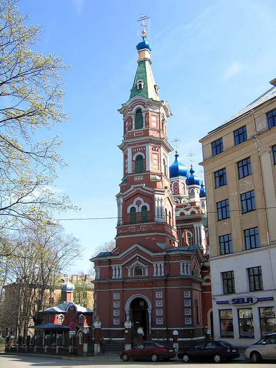 Церковь Троицы Живоначальной, Рига (Рига, город, Латвия). фасады, Главный вход