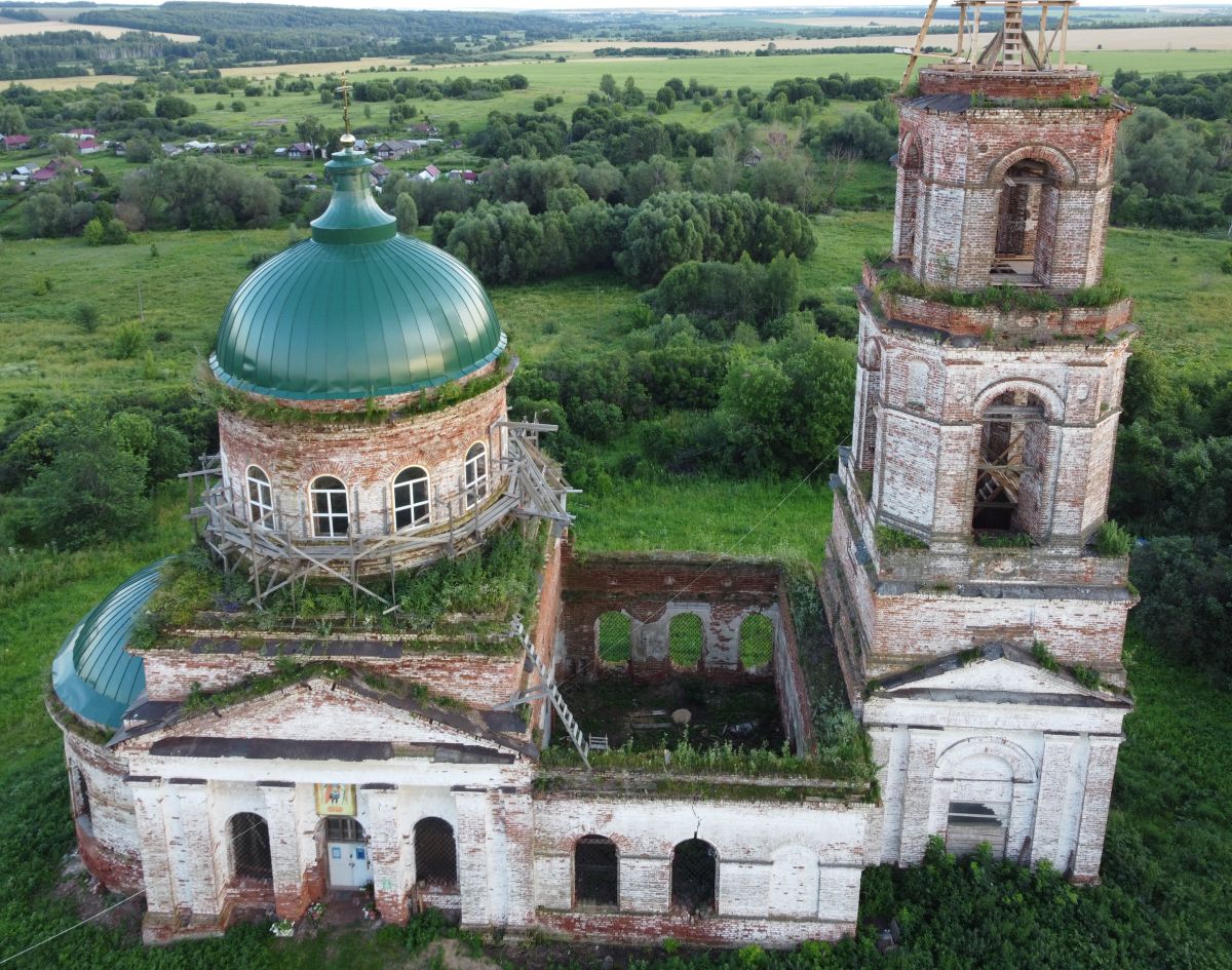 Ратунино. Церковь Михаила Архангела. фасады