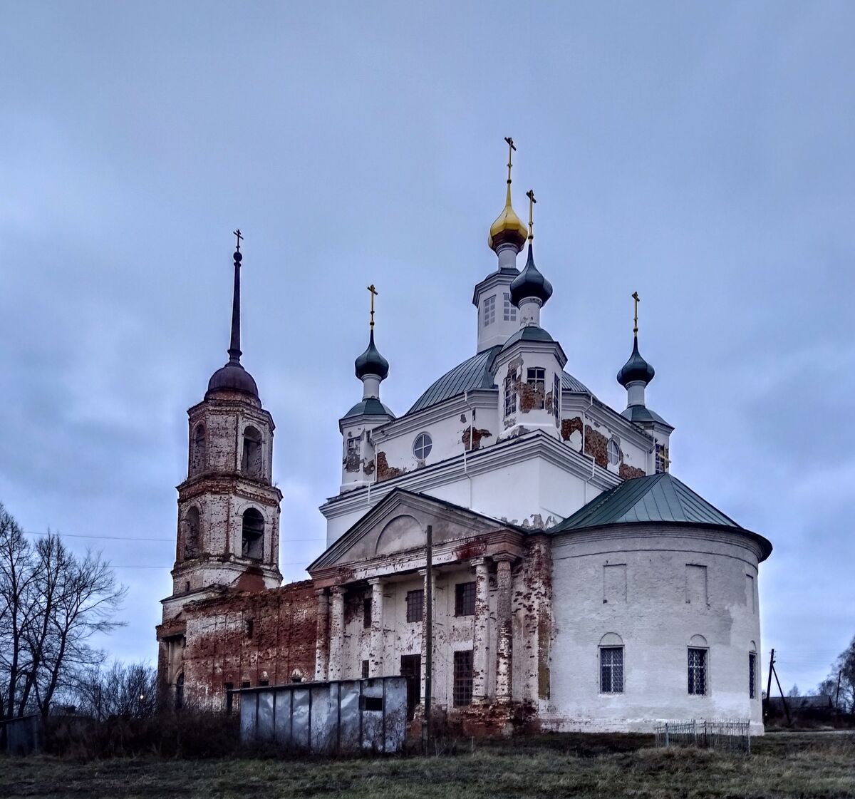 Церковь Троицы Живоначальной, Троицкое (Княгининский район, Нижегородская область). фасады