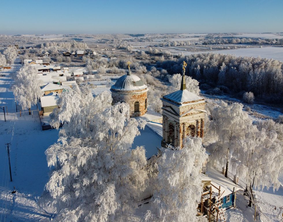 Рубское. Церковь Рождества Пресвятой Богородицы. общий вид в ландшафте