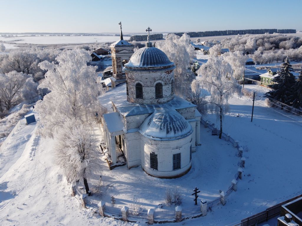 Рубское. Церковь Рождества Пресвятой Богородицы. общий вид в ландшафте