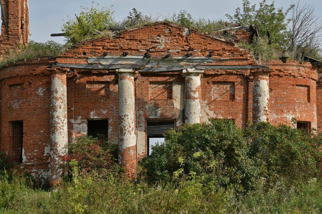 Нутренка. Церковь Казанской иконы Божией Матери. архитектурные детали, Портик южного фасада