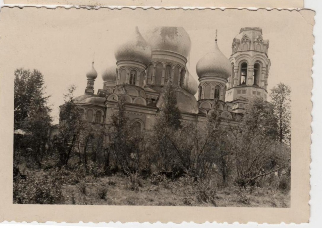 Пенино. Церковь Рождества Пресвятой Богородицы (новая). архивная фотография, Фото 1941 г. с аукциона e-bay.de