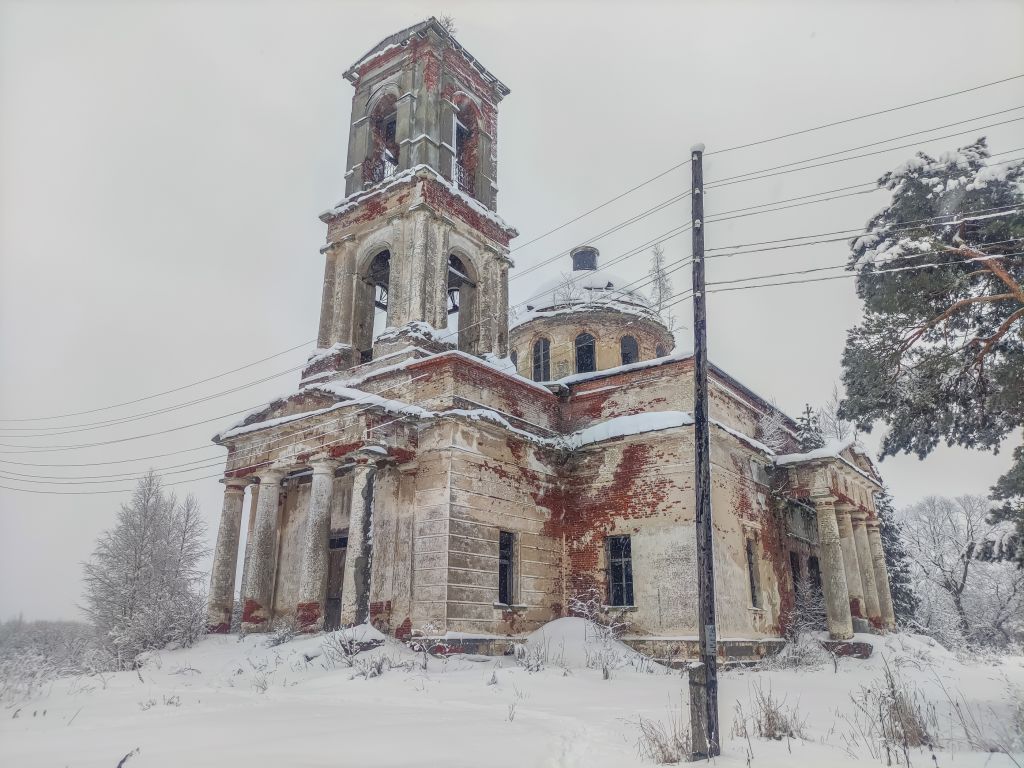 Микшино. Церковь Троицы Живоначальной. фасады, Вид с юго-запада