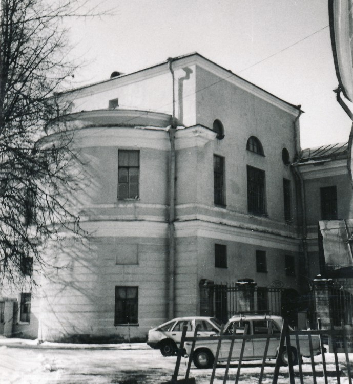 Павловск. Церковь Петра и Павла в Павловском дворце. фасады