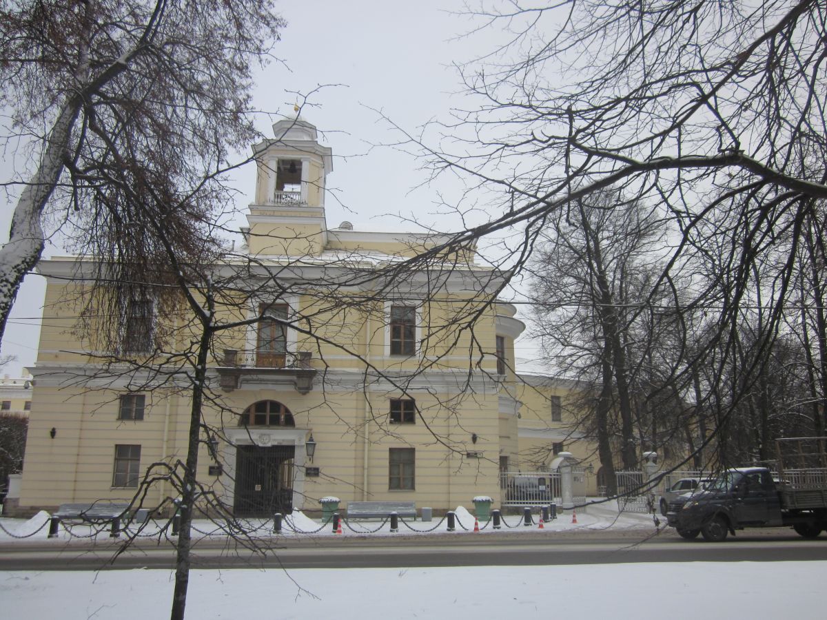 Павловск. Церковь Петра и Павла в Павловском дворце. фасады