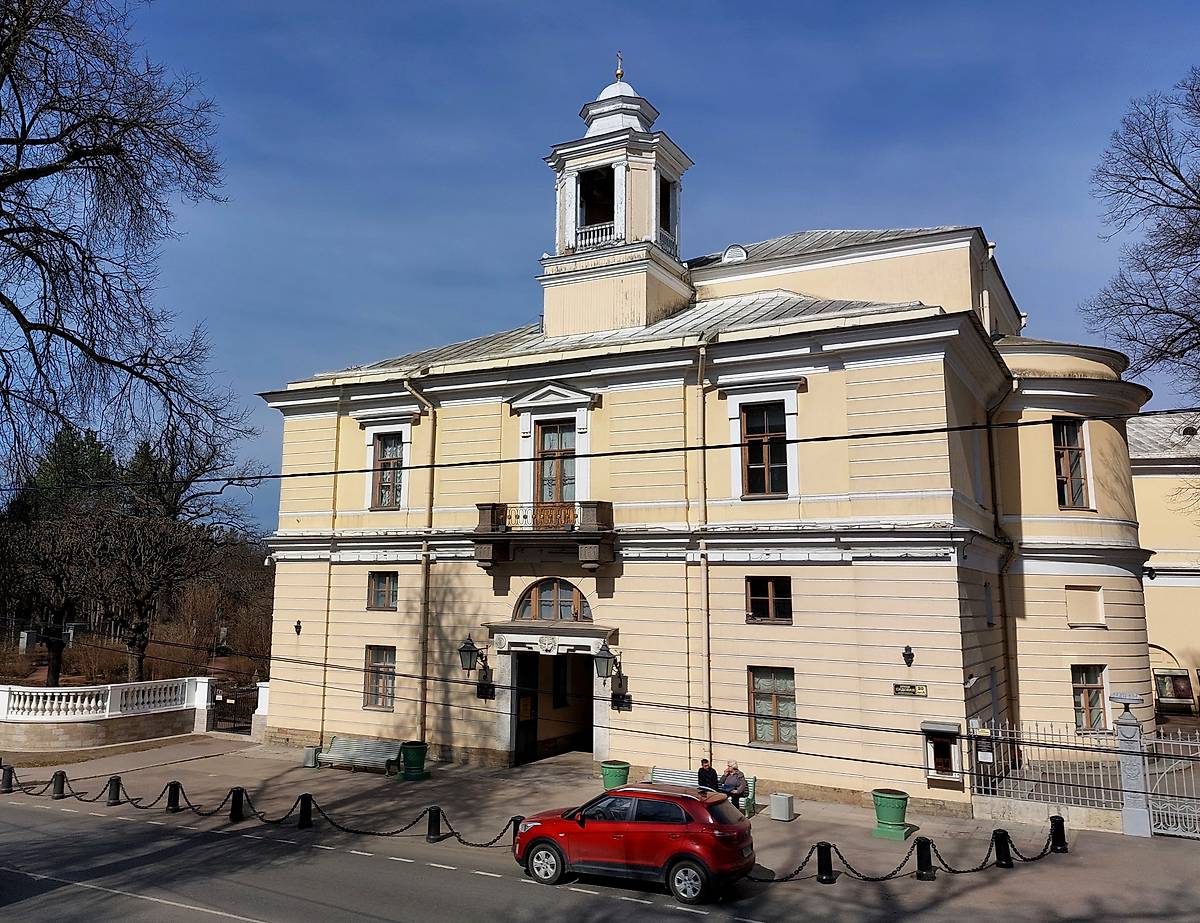 фасады. Церковь Петра и Павла в Павловском дворце, Павловск (Санкт-Петербург, Пушкинский район, г. Санкт-Петербург)