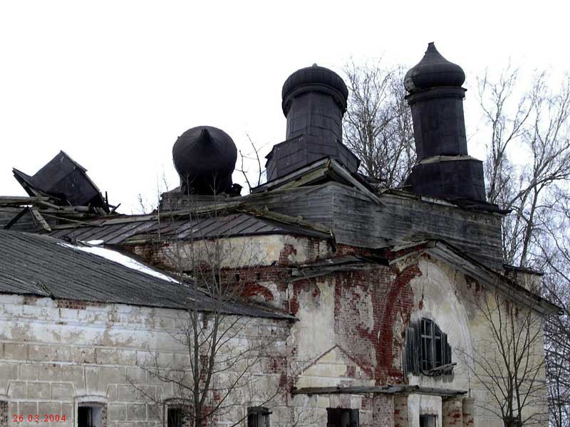 Каменка. Церковь Троицы Живоначальной. фасады